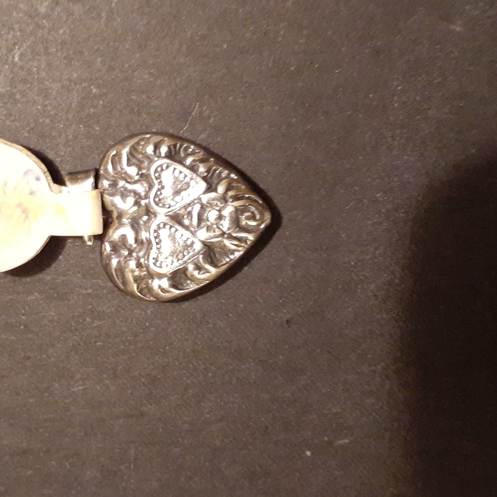 STERLING SILVRR VINTAGE HEART CHARM PENDANT - Picture 2 of 2